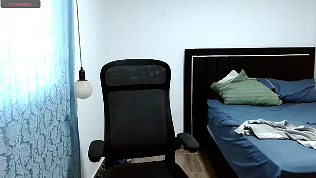 Snapshot of Pedestal_diamant chatting on 8, 3, 2026 Pedestal diamant online show from 8, 3, 2026