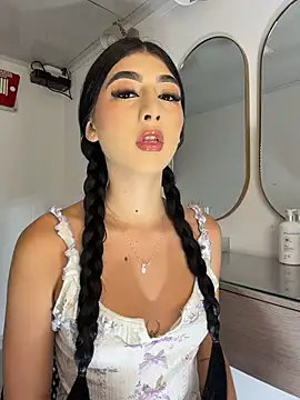 Snapshot of BadLilAngelXXX chatting on 10, 7, 2026 BadLilAngelXXX online show from 10, 7, 2026