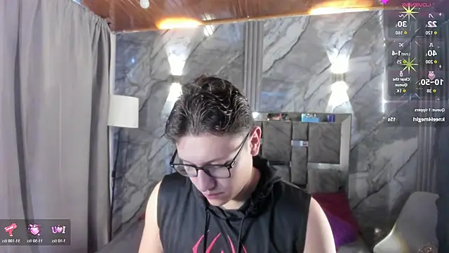 Manson and Zoe online show from 8, 6, 2026