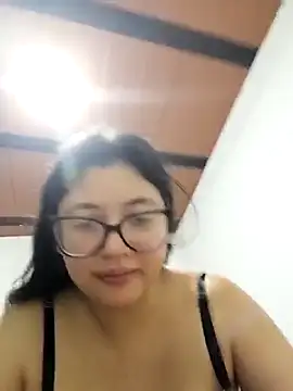 Snapshot of Dahlia-Rose chatting on 8, 3, 2026 Dahlia-Rose online show from 8, 3, 2026