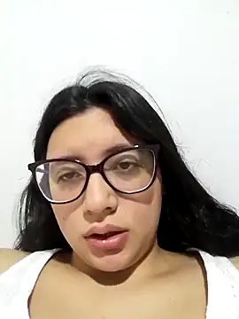 Snapshot of Dahlia-Rose chatting on 10, 3, 2026 Dahlia-Rose online show from 10, 3, 2026