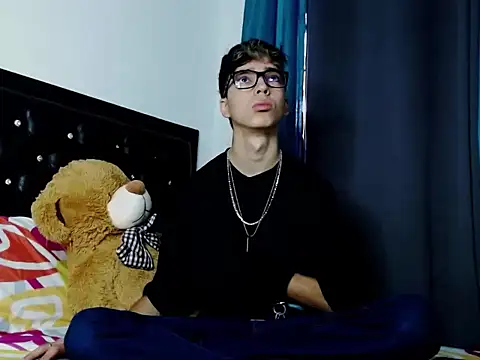 gabriel x18 online show from 9, 2, 2026