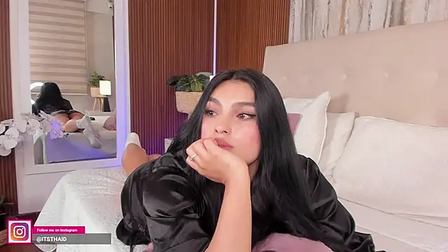 missthailand  online show from 22, 4, 2026