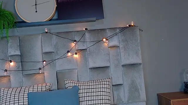 FernandaBrown   online show from 13, 2, 2026