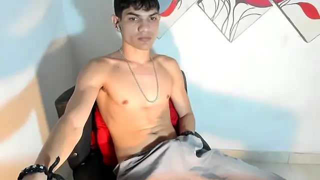 Jesshot bigcock20cm online show from 5, 6, 2026
