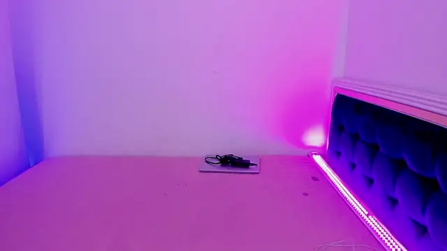 Angelica  Red online show from 24, 4, 2026