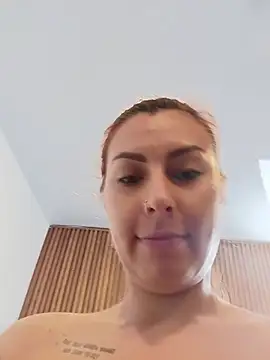 AnnyaEvans online show from 28, 7, 2026