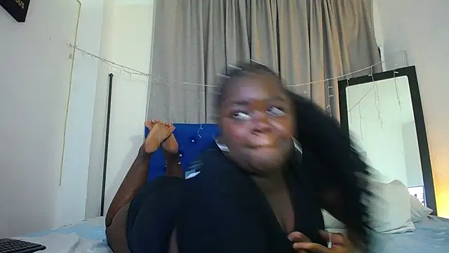 neighbor-ebony online show from 29, 7, 2026