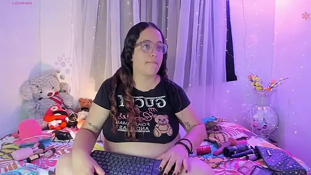 Stacy millerr1 online show from 21, 5, 2026