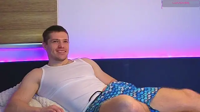 JulianTurner online show from 2, 4, 2026