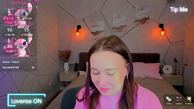  Kiki angel  online show from 11, 4, 2026