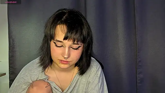 PureSofia online show from 8, 4, 2026