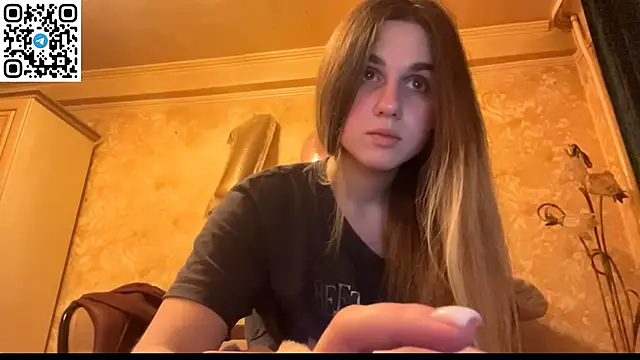 LovelySilk 63 online show from 22, 4, 2026