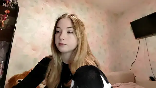 TiaBIanks online show from 25, 4, 2026