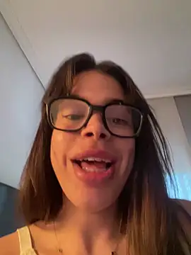 Snapshot of Brigitte01 chatting on 21, 5, 2026 Brigitte01 online show from 21, 5, 2026