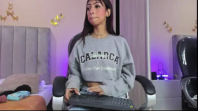 Emma Hearts online show from 7, 2, 2026