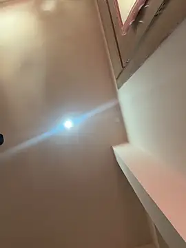 raavigirl online show from 22, 4, 2026