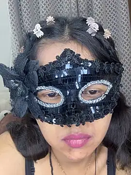 raavigirl online show from 17, 5, 2026
