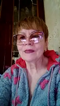 SophieBurns online show from 22, 4, 2026