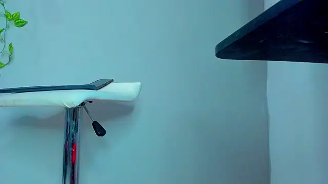 Alessrose online show from 26, 4, 2026