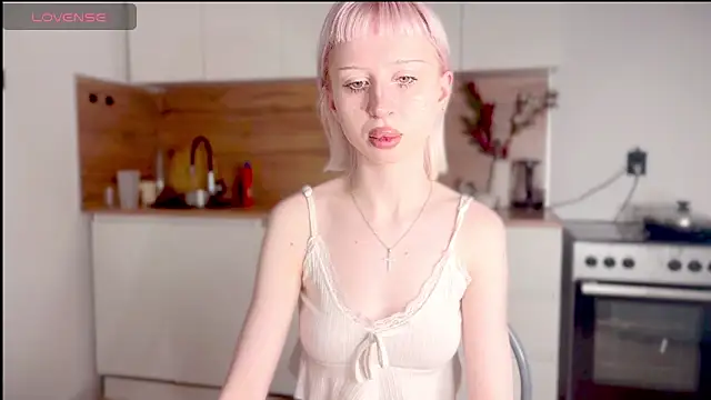 MikaPink online show from 1, 3, 2026