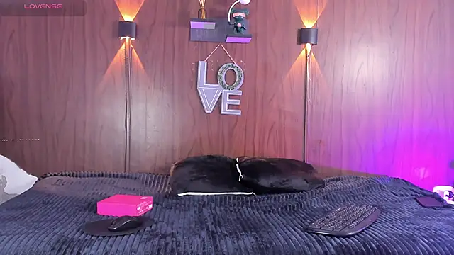 isabella  09 online show from 23, 4, 2026