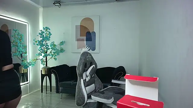 Alanna  scott online show from 8, 2, 2026