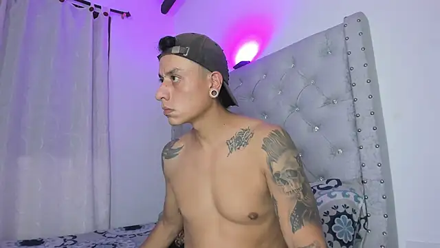 SkinnyDevil12 online show from 25, 2, 2026