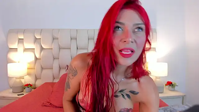 Snapshot of NataliaCollinslim chatting on 7, 7, 2026 NataliaCollinslim online show from 7, 7, 2026