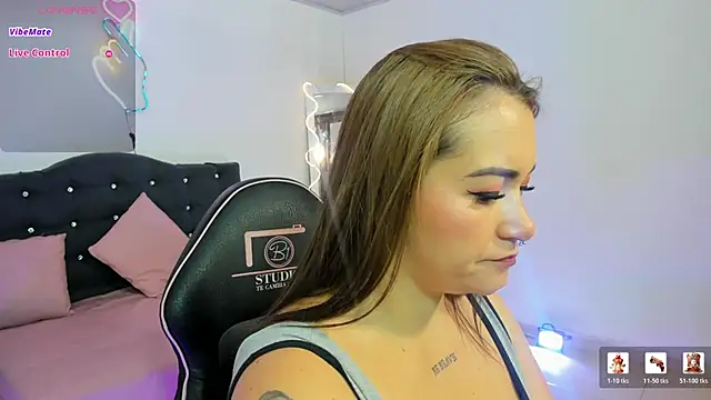 LUNAKITTY TAY online show from 25, 4, 2026