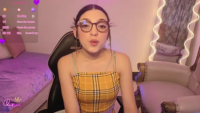 MAHYRA TAY online show from 13, 2, 2026