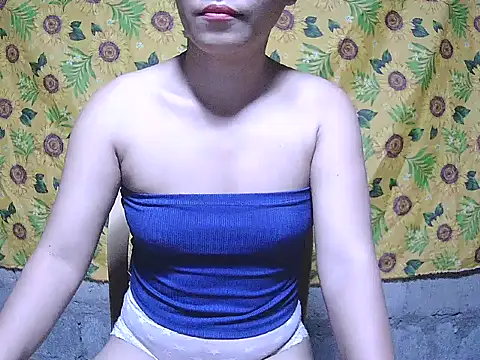 Snapshot of SweetHotBabe18 chatting on 27, 7, 2026 SweetHotBabe18 online show from 27, 7, 2026