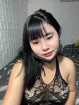 Lewd couple online show from 23, 4, 2026