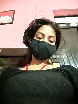 BIG QWEEN NO1 online show from 12, 4, 2026