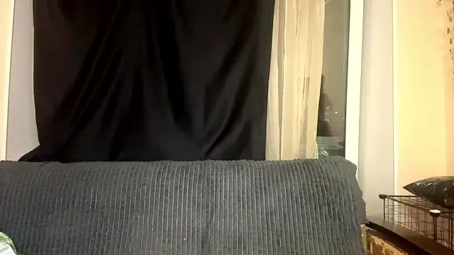 MiaBerlateen online show from 22, 3, 2026