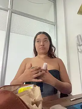 Emily Harpeer online show from 3, 4, 2026