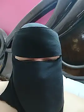 Snapshot of Warda_Egy chatting on 9, 6, 2026 Warda Egy online show from 9, 6, 2026