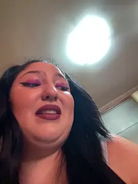 Snapshot of Amber_Sinn chatting on 27, 5, 2026 Amber Sinn online show from 27, 5, 2026