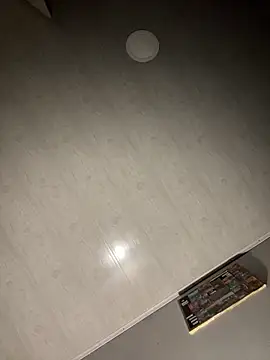 RachelWeisz  online show from 22, 4, 2026