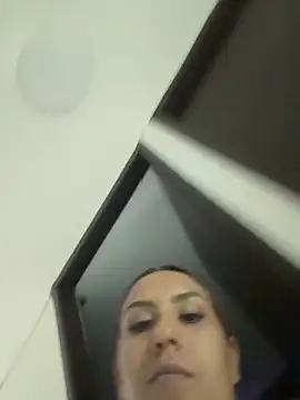 olivia velvett online show from 19, 4, 2026