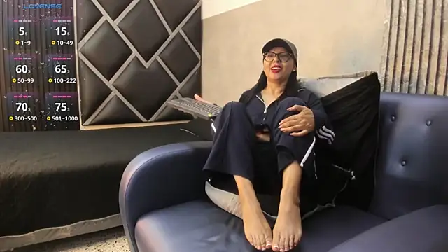 Isabella-001 online show from 11, 3, 2026