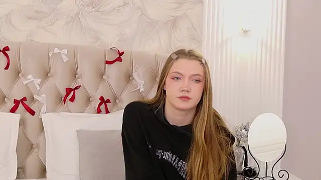 StacyHicks online show from 13, 2, 2026