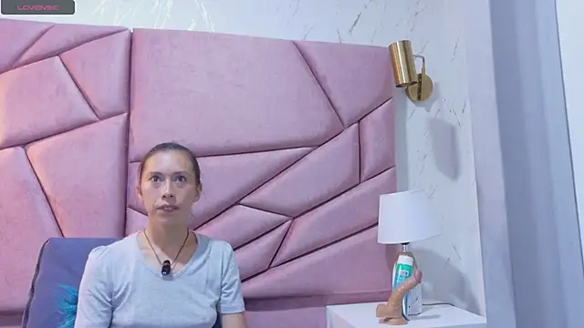 kimberlypink  online show from 3, 3, 2026