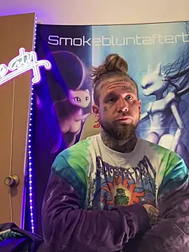 Smokebluntafterblunt online show from 6, 4, 2026