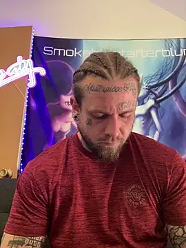 Smokebluntafterblunt online show from 23, 4, 2026