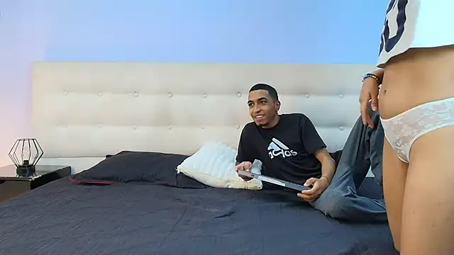 RickeyngySweet online show from 13, 3, 2026