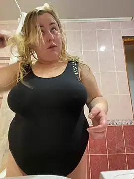 Snapshot of Mommy-girl-Lola chatting on 25, 2, 2026 Mommy-girl-Lola online show from 25, 2, 2026