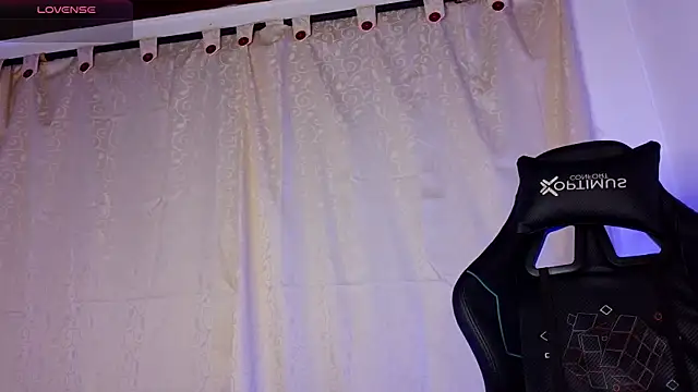  Yourdoll online show from 18, 4, 2026