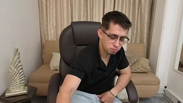 Tommas Jhonson online show from 11, 3, 2026