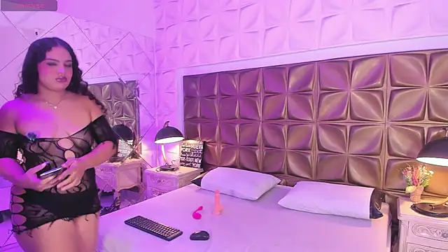 LunaJohns online show from 23, 4, 2026